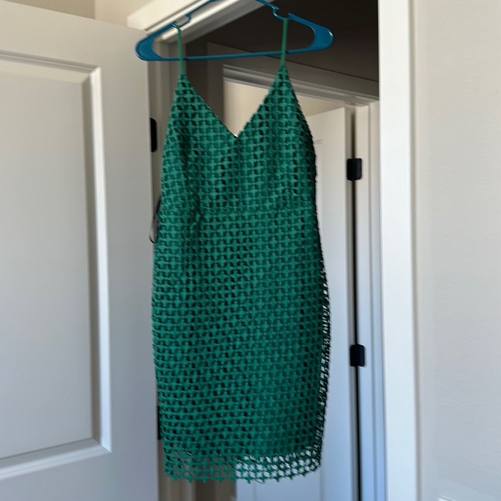 green lace dress